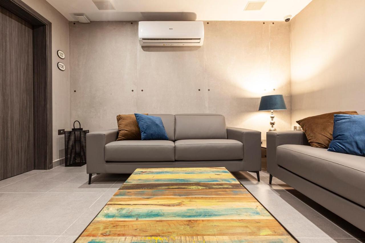 Guesthouse No. 48 Msida Luaran gambar